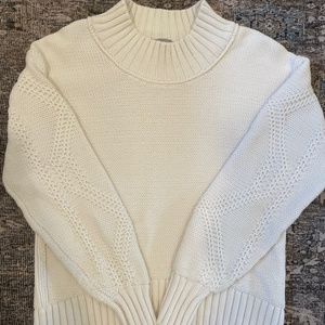 Everlane off white knit sweater